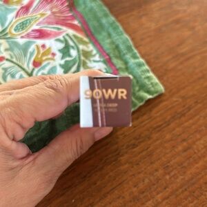 UD Stay Naked Correcting Concealer 80WR Deep Warm Red